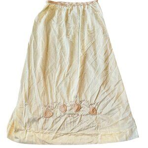 Vintage Ivory Slip w/ Pink Heart Stitched Applique Size M